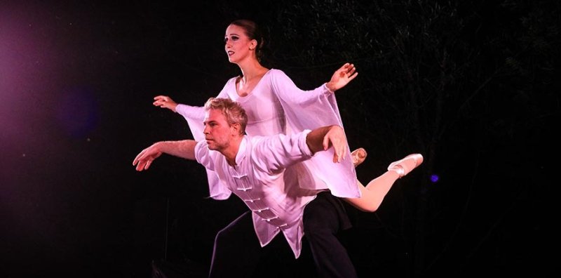 La Remise Balletstudio en représentation au 4e Festi'Val de Seine à l'abbaye d'Oigny